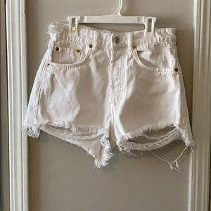 White high-waisted ZARA shorts